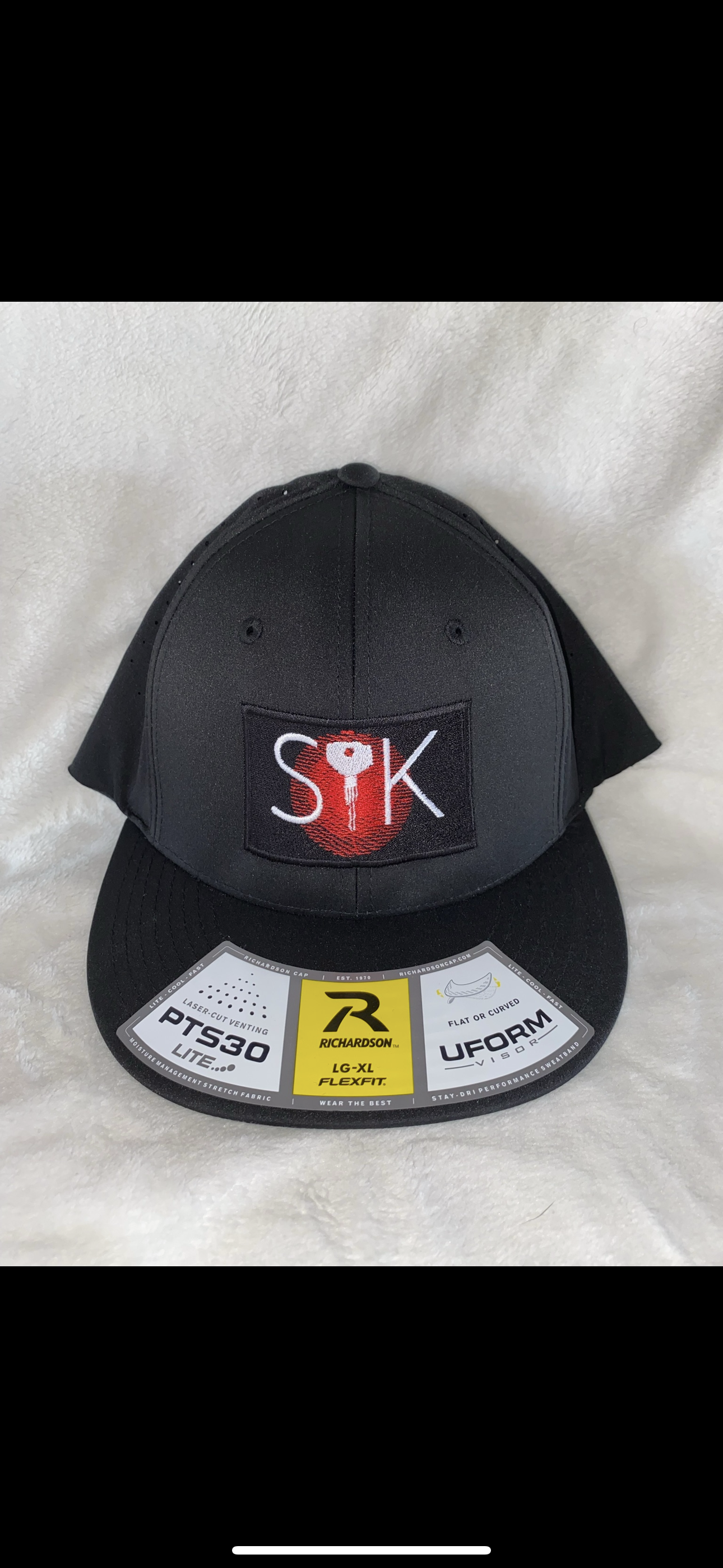SIK Black Fitted LG/XL